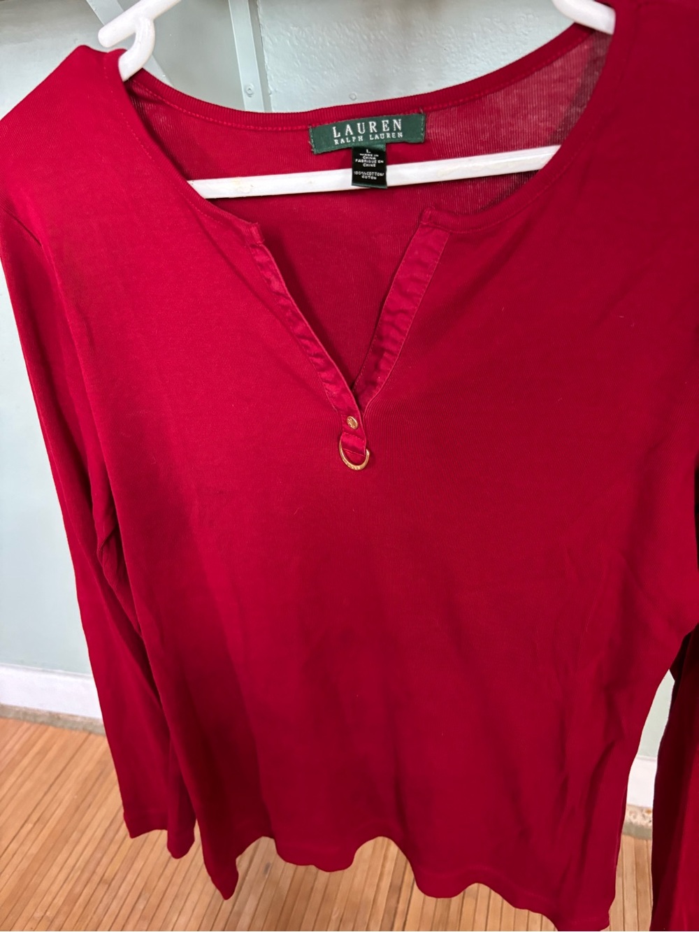 Ralph Lauren dark Red Top long sleeve 100% cotton size large v neck excellent